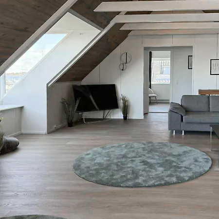 Cozy In With Wifi 度假居 *